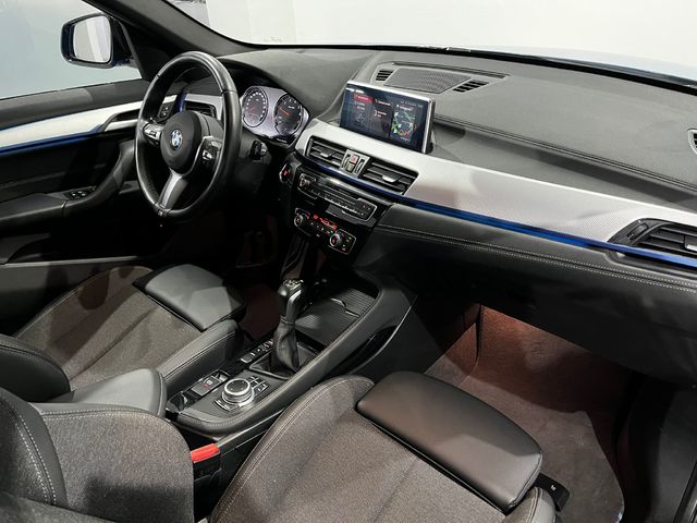 BMW X1 xDrive25e color Azul. Año 2021. 162KW(220CV). Híbrido Electro/Gasolina. En concesionario Unicars Ponent de Lleida