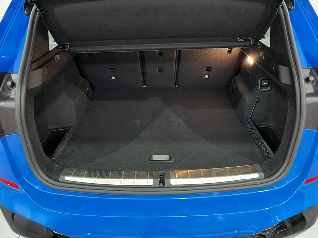 BMW X1 xDrive25e color Azul. Año 2021. 162KW(220CV). Híbrido Electro/Gasolina. En concesionario Unicars Ponent de Lleida