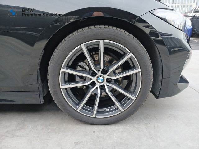 BMW Serie 3 320d color Negro. Año 2024. 140KW(190CV). Híbrido Electro/Diesel. En concesionario Adler Motor S.L. TOLEDO de Toledo