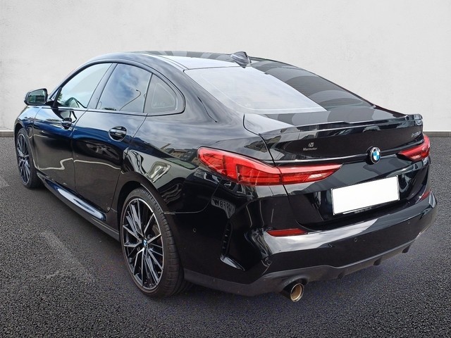 BMW Serie 2 218i Gran Coupe color Negro. Año 2022. 103KW(140CV). Gasolina. En concesionario Marmotor de Las Palmas