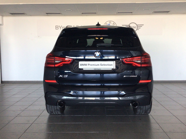 BMW X3 xDrive20d color Negro. Año 2021. 140KW(190CV). Diésel. En concesionario BYmyCAR Madrid - Alcalá de Madrid