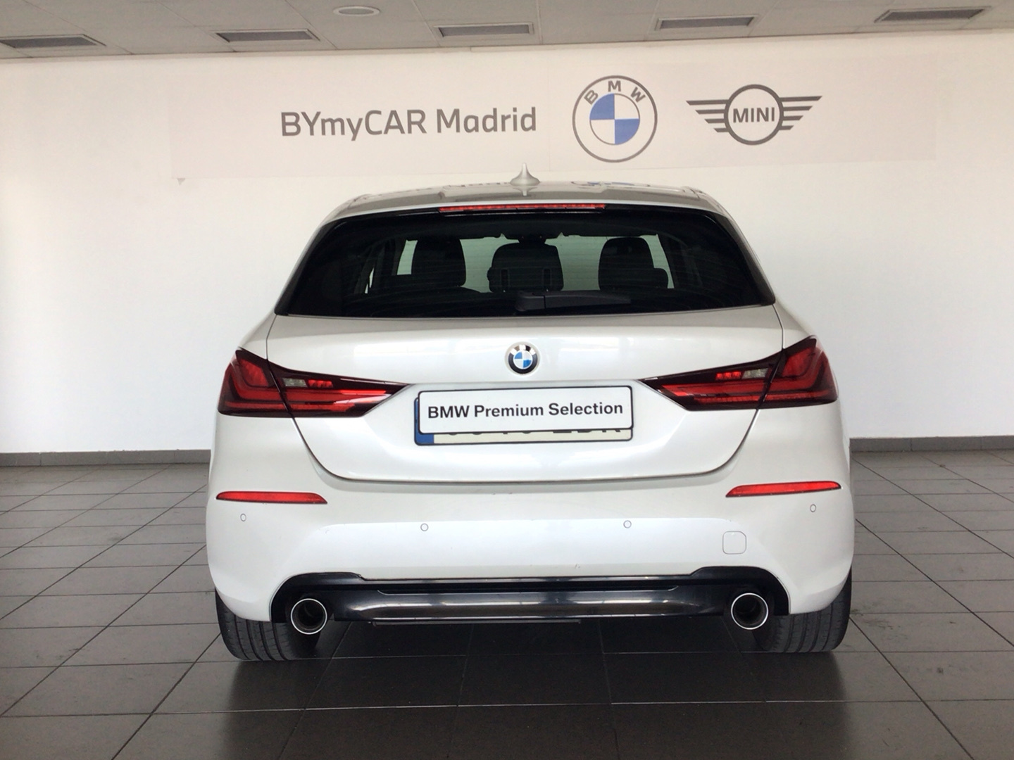 BMW Serie 1 118d color Blanco. Año 2019. 110KW(150CV). Diésel. En concesionario BYmyCAR Madrid - Alcalá de Madrid