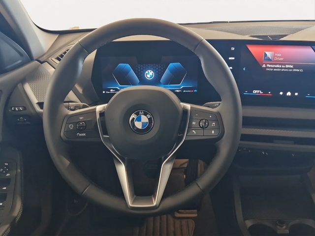 BMW Serie 1 120d color Gris. Año 2025. 120KW(163CV). Diésel. En concesionario Movitransa Cars Huelva de Huelva