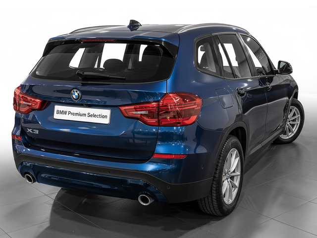 BMW X3 xDrive20i color Azul. Año 2021. 135KW(184CV). Gasolina. En concesionario Caetano Cuzco, Alcalá de Madrid