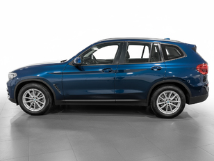 Fotos de BMW X3 xDrive20i color Azul. Año 2021. 135KW(184CV). Gasolina. En concesionario Caetano Cuzco, Alcalá de Madrid
