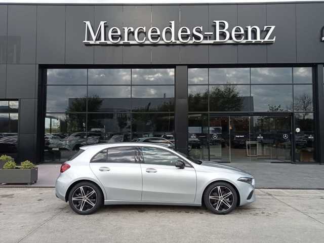 Mercedes-Benz Clase A 180 100 kW (136 CV)