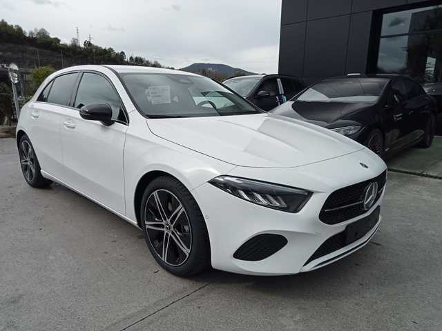 Mercedes-Benz Clase A 180 100 kW (136 CV)