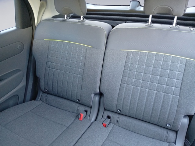 Foto 13 Hyundai Inster 49KWH Tecno Cross 85 kW (115 CV)