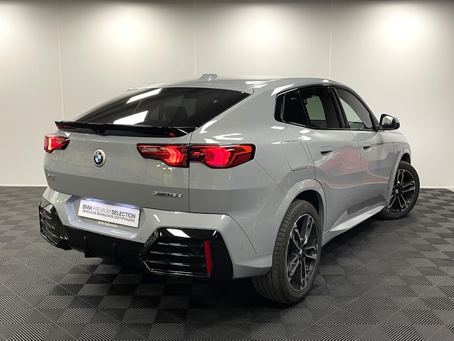BMW X2 sDrive18d color Gris. Año 2024. 110KW(150CV). Diésel. En concesionario Maberauto de Castellón