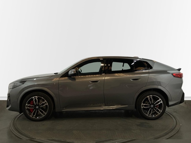 BMW X2 sDrive18d color Gris. Año 2025. 110KW(150CV). Diésel. En concesionario Proa Premium Palma de Illes Balears