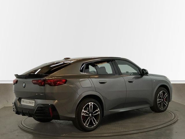 BMW X2 sDrive18d color Gris. Año 2025. 110KW(150CV). Diésel. En concesionario Proa Premium Palma de Illes Balears