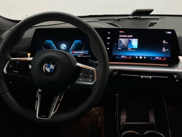 BMW X2 sDrive18d color Gris. Año 2025. 110KW(150CV). Diésel. En concesionario Proa Premium Palma de Illes Balears