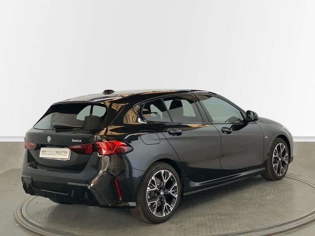 BMW Serie 1 120d color Negro. Año 2025. 120KW(163CV). Diésel. En concesionario Proa Premium Palma de Illes Balears