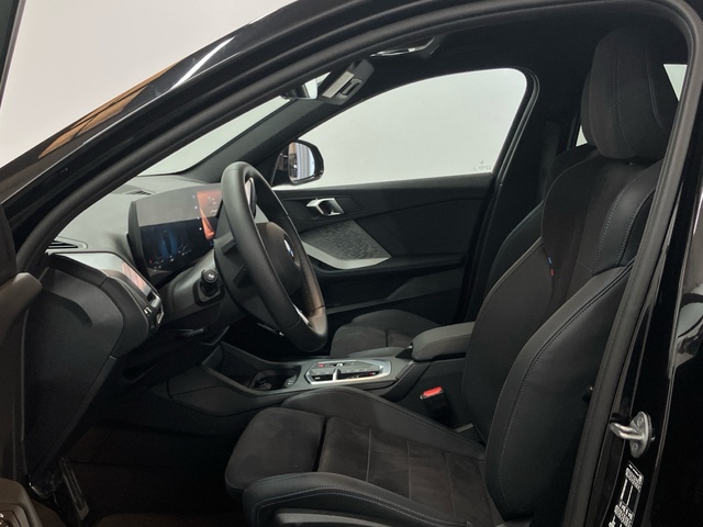 BMW Serie 1 120d color Negro. Año 2025. 120KW(163CV). Diésel. En concesionario Proa Premium Palma de Illes Balears