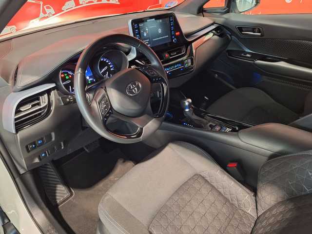 Toyota C-HR 1.8 125H Advance 90 kW (122 CV)
