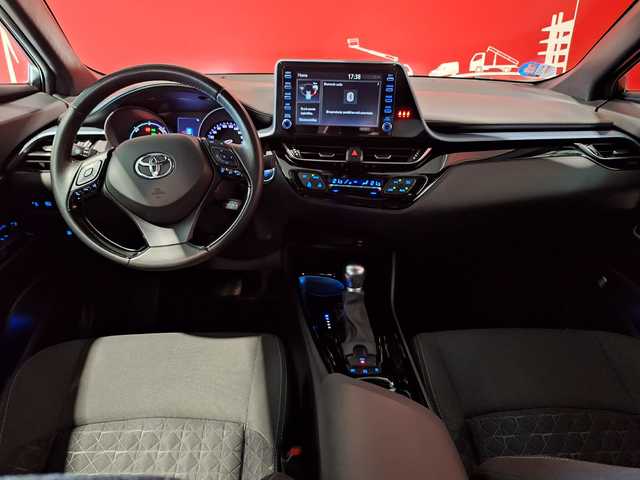 Toyota C-HR 1.8 125H Advance 90 kW (122 CV)