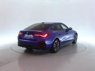 BMW i4 eDrive40 color Azul. Año 2025. 250KW(340CV). Eléctrico. 