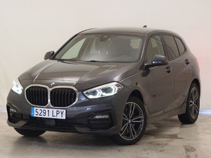 BMW Serie 1 116d color Gris. Año 2021. 85KW(116CV). Diésel. 