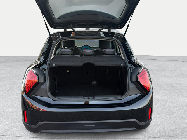 fotoG 18 del MINI MINI 5 Puertas Cooper C 115 kW (156 CV) 156cv Gasolina del 2025 en Granada