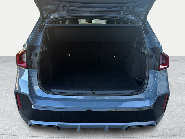 BMW X1 sDrive20i color Gris. Año 2024. 125KW(170CV). Gasolina. En concesionario Ilbira Motor | Granada de Granada