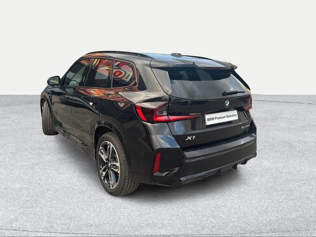 BMW X1 sDrive20d color Negro. Año 2025. 120KW(163CV). Diésel. En concesionario Ilbira Motor | Granada de Granada