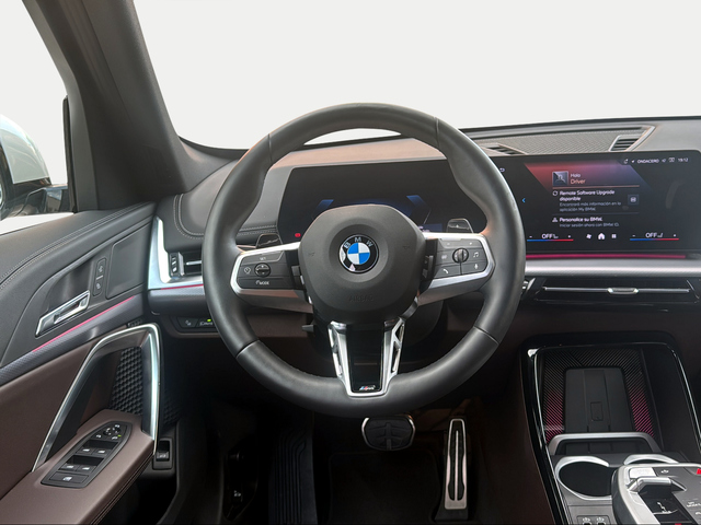 BMW X1 sDrive20i color Blanco. Año 2025. 125KW(170CV). Gasolina. En concesionario Ilbira Motor | Granada de Granada