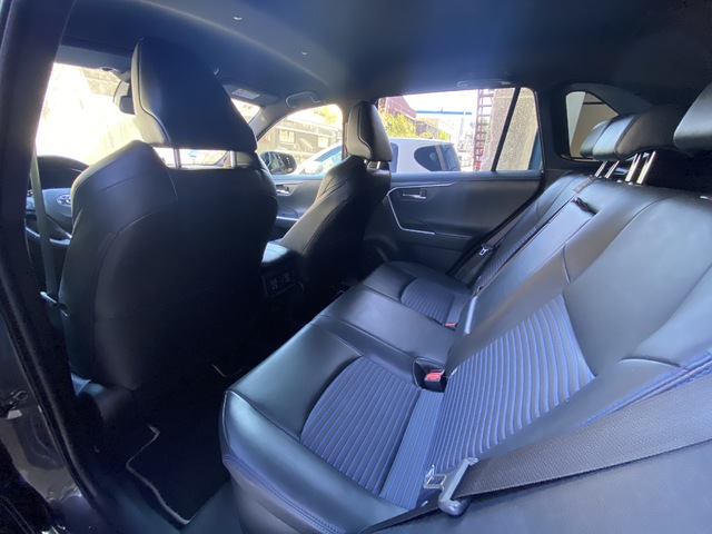 Toyota Rav4 2.5l hybrid Black Edition 160 kW (218 CV)