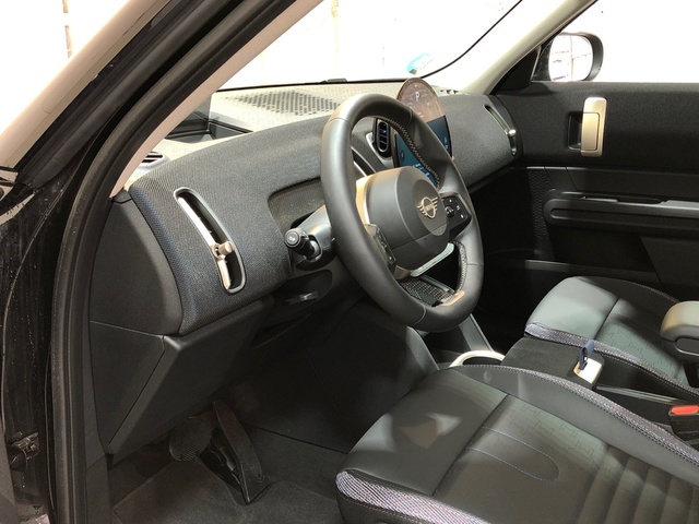 fotoG 10 del MINI MINI Countryman D 120 kW (163 CV) 163cv Diésel del 2025 en Madrid