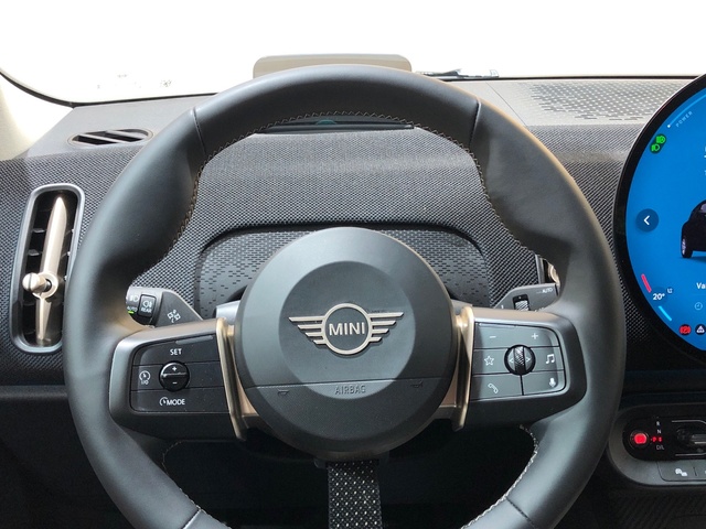 fotoG 13 del MINI MINI Countryman D 120 kW (163 CV) 163cv Diésel del 2025 en Madrid