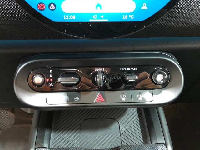 fotoG 16 del MINI MINI Countryman D 120 kW (163 CV) 163cv Diésel del 2025 en Madrid