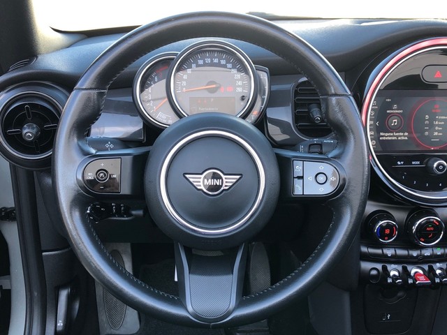 fotoG 12 del MINI MINI Cabrio Cooper 100 kW (136 CV) 136cv Gasolina del 2022 en Madrid