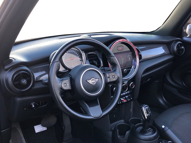 fotoG 13 del MINI MINI Cabrio Cooper 100 kW (136 CV) 136cv Gasolina del 2022 en Madrid