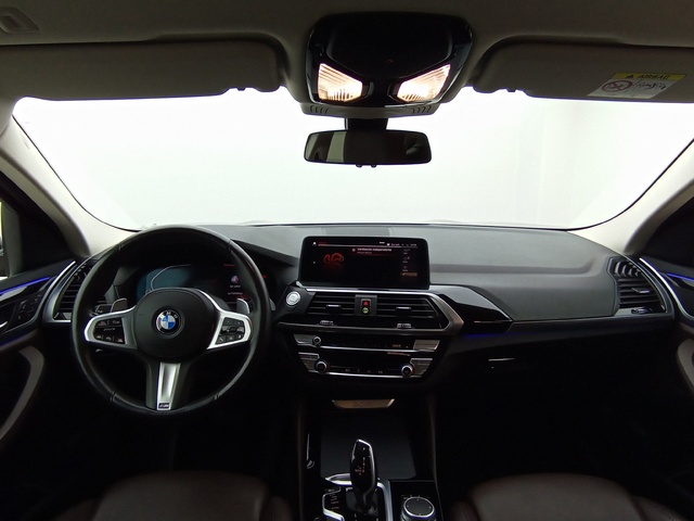 BMW X4 xDrive20d color Gris. Año 2021. 140KW(190CV). Diésel. En concesionario Augusta Aragon S.A. de Zaragoza