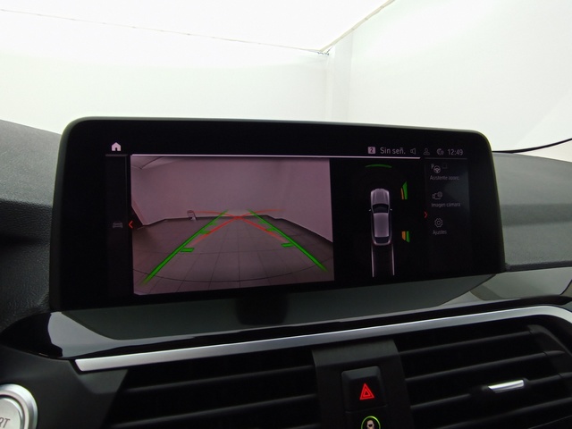 BMW X4 xDrive20d color Gris. Año 2021. 140KW(190CV). Diésel. En concesionario Augusta Aragon S.A. de Zaragoza