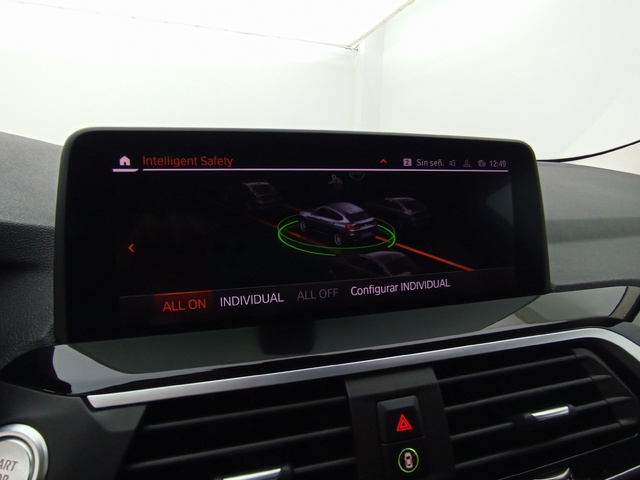 BMW X4 xDrive20d color Gris. Año 2021. 140KW(190CV). Diésel. En concesionario Augusta Aragon S.A. de Zaragoza