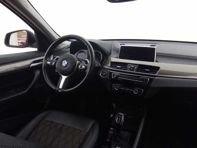 BMW X1 sDrive18d color Gris. Año 2022. 110KW(150CV). Diésel. En concesionario Augusta Aragon S.A. de Zaragoza