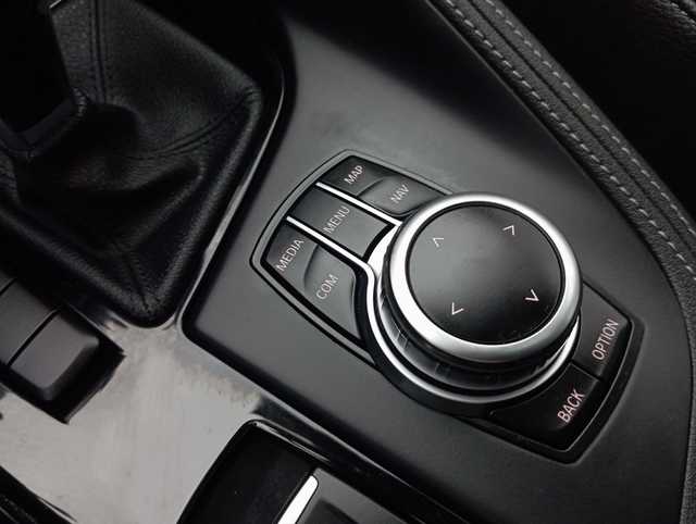 BMW X1 sDrive18d color Gris. Año 2022. 110KW(150CV). Diésel. En concesionario Augusta Aragon S.A. de Zaragoza
