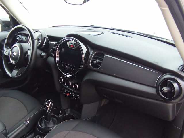 fotoG 7 del MINI MINI Cooper 5 Puertas 100 kW (136 CV) 136cv Gasolina del 2021 en Zaragoza