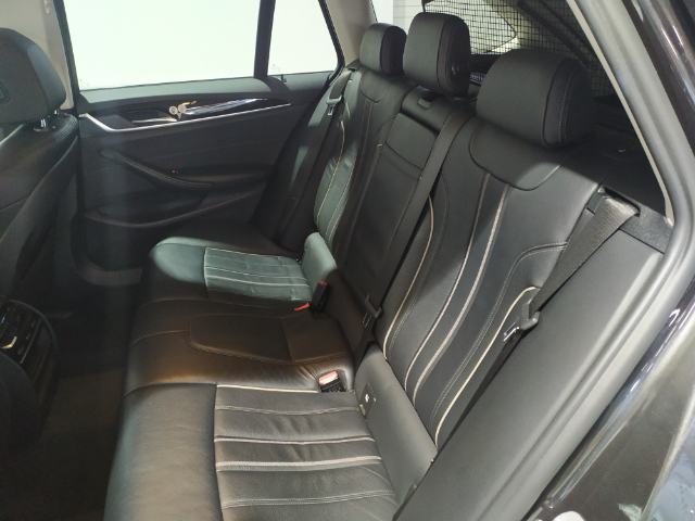 BMW Serie 5 530d Touring color Gris. Año 2018. 195KW(265CV). Diésel. En concesionario Hispamovil, Orihuela de Alicante