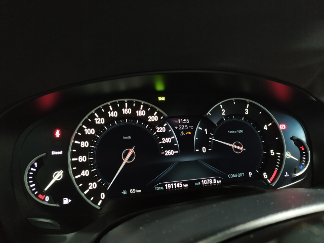 BMW Serie 5 530d Touring color Gris. Año 2018. 195KW(265CV). Diésel. En concesionario Hispamovil, Orihuela de Alicante