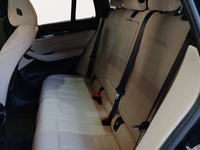 BMW X4 xDrive20i color Negro. Año 2019. 135KW(184CV). Gasolina. En concesionario GANDIA Automoviles Fersan, S.A. de Valencia