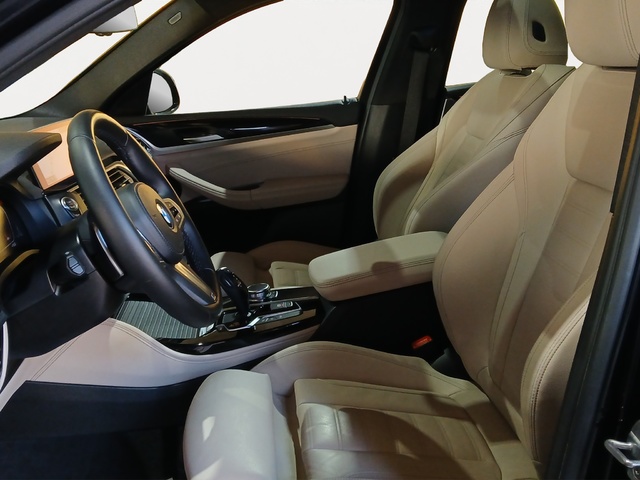 BMW X4 xDrive20i color Negro. Año 2019. 135KW(184CV). Gasolina. En concesionario GANDIA Automoviles Fersan, S.A. de Valencia