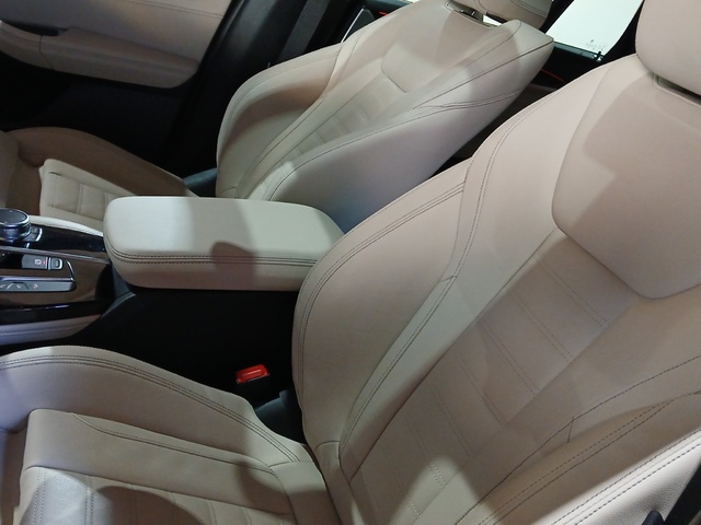 BMW X4 xDrive20i color Negro. Año 2019. 135KW(184CV). Gasolina. En concesionario GANDIA Automoviles Fersan, S.A. de Valencia