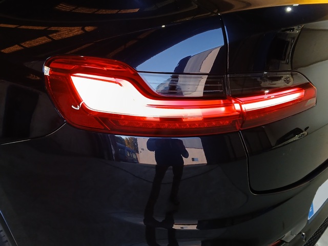 BMW X4 xDrive20i color Negro. Año 2019. 135KW(184CV). Gasolina. En concesionario GANDIA Automoviles Fersan, S.A. de Valencia