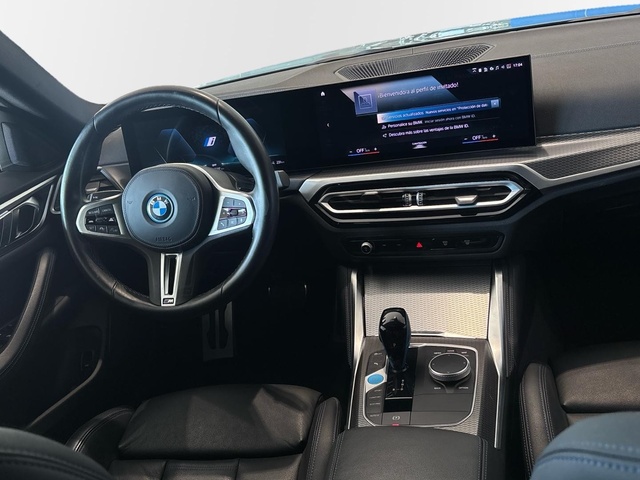 BMW i4 M50 color Gris. Año 2022. 400KW(544CV). Eléctrico. En concesionario Pruna Motor de Barcelona