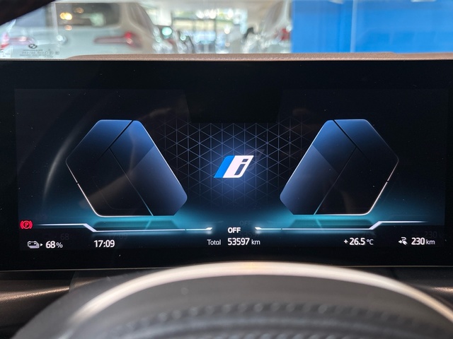 BMW i4 M50 color Gris. Año 2022. 400KW(544CV). Eléctrico. En concesionario Pruna Motor de Barcelona