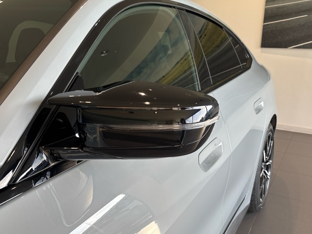 BMW i4 M50 color Gris. Año 2022. 400KW(544CV). Eléctrico. En concesionario Pruna Motor de Barcelona