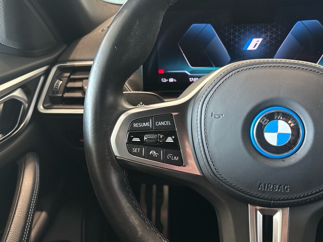 BMW i4 M50 color Gris. Año 2022. 400KW(544CV). Eléctrico. En concesionario Pruna Motor de Barcelona