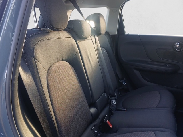 fotoG 8 del MINI MINI Countryman One 75 kW (102 CV) 102cv Gasolina del 2021 en Vizcaya