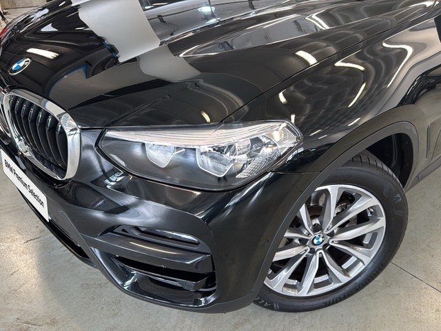 BMW X3 xDrive20d color Negro. Año 2021. 140KW(190CV). Diésel. En concesionario Enekuri Motor de Vizcaya